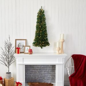 Lighted christmas wall tree